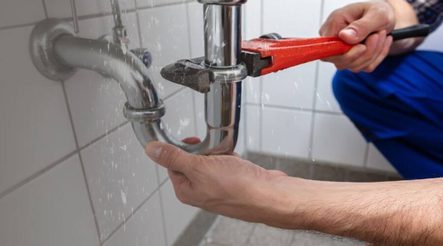 Expert burst pipe repair services in Bastrop, TX